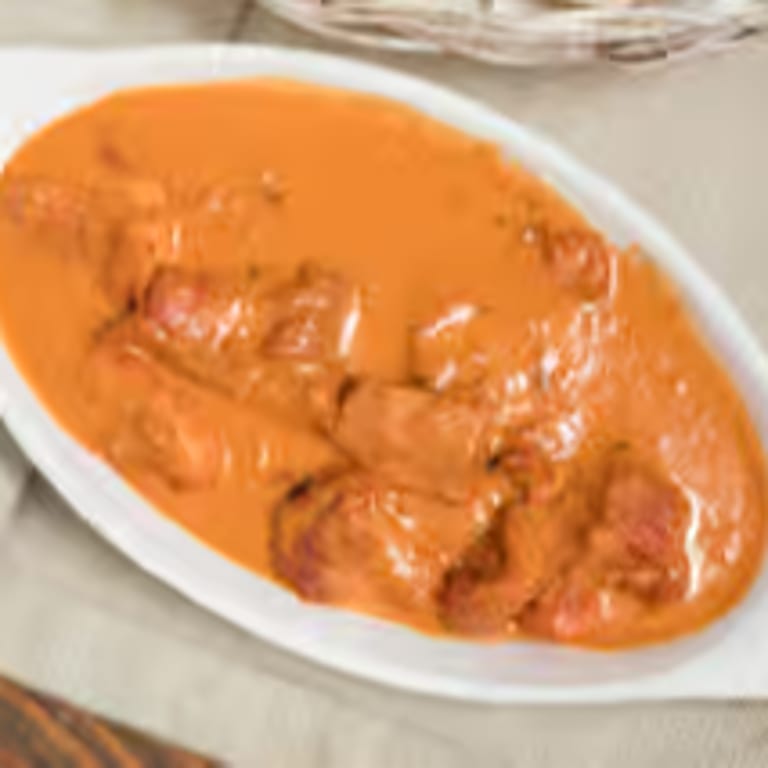 Delicious Curry Creations: Indian Cuisine Favorites